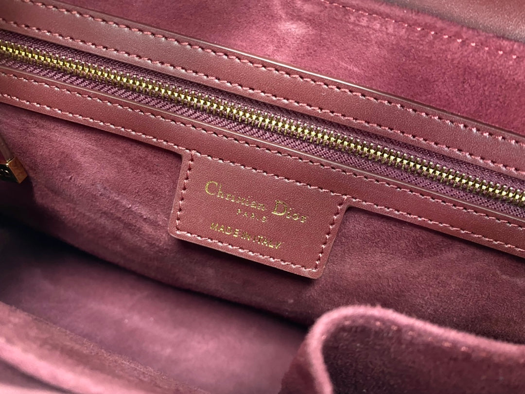 PARISIENNE 30 HANDBAG IN MULBERRY PURPLE SMOOTH CALFSKIN