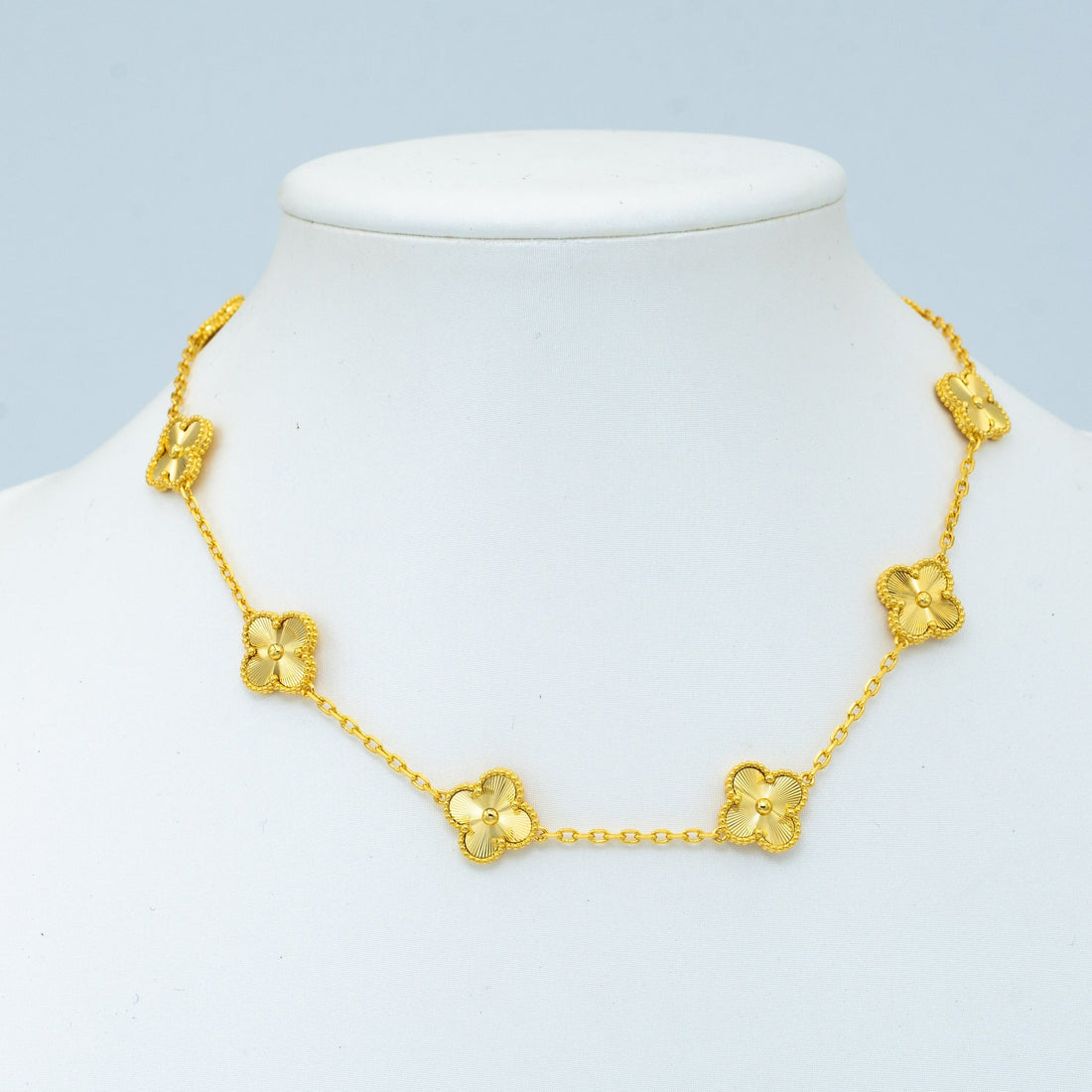 VINTAGE NECKLACE 10 MOTIFS GOLD