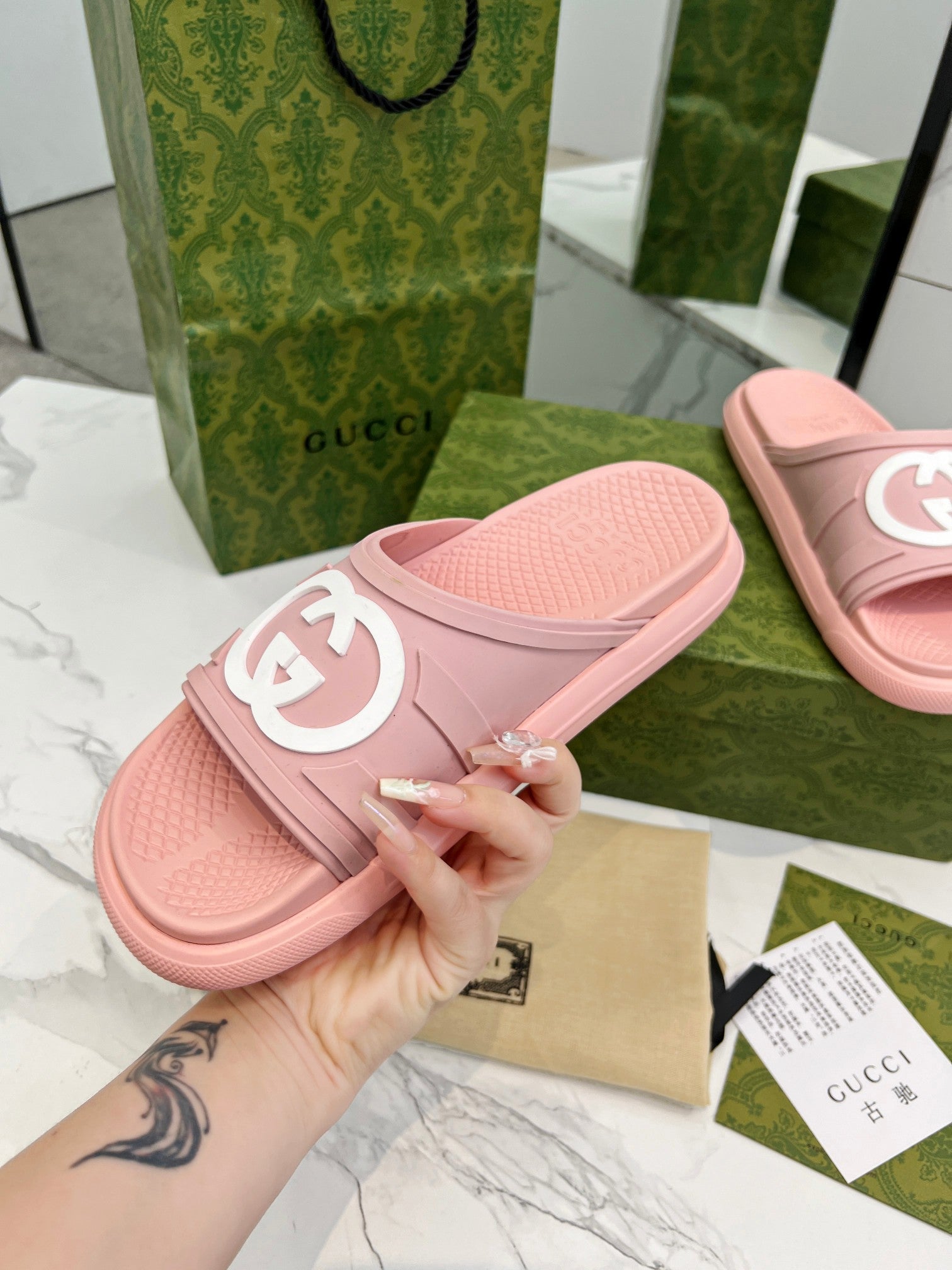 PLATFORM SLIPPERS IN LIGHT PINK IMPORTED TPU