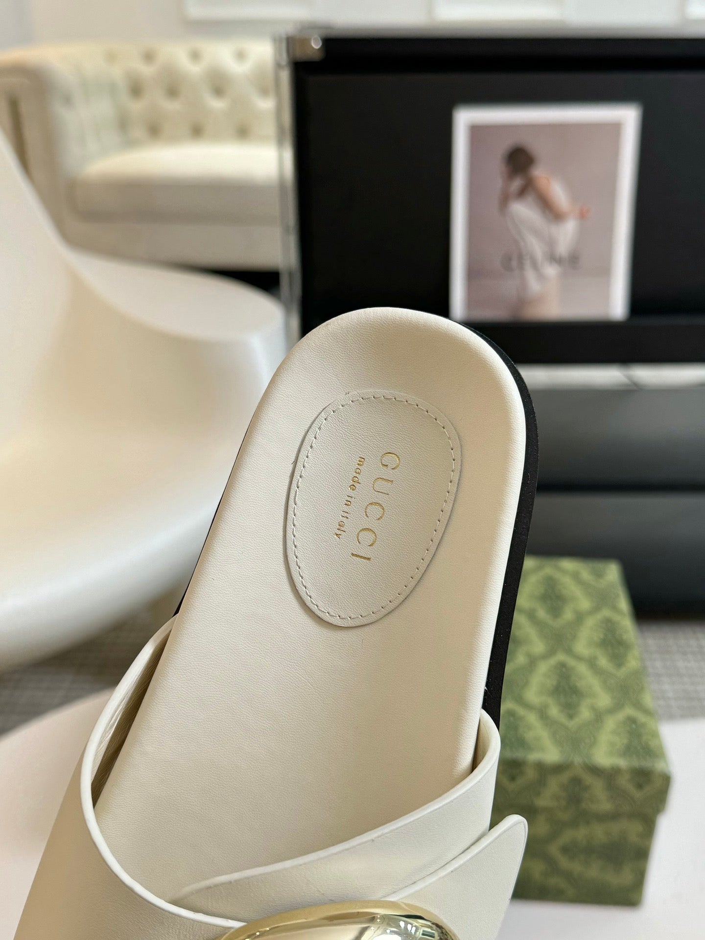 WOMEN'S SLIPPER IN WHITE CALFSKIN WITH GOLD HARDWARE