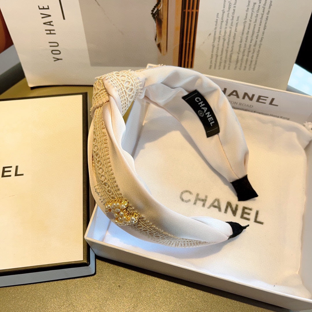 WHITE FABRIC AND SILK HAIRBAND 409391