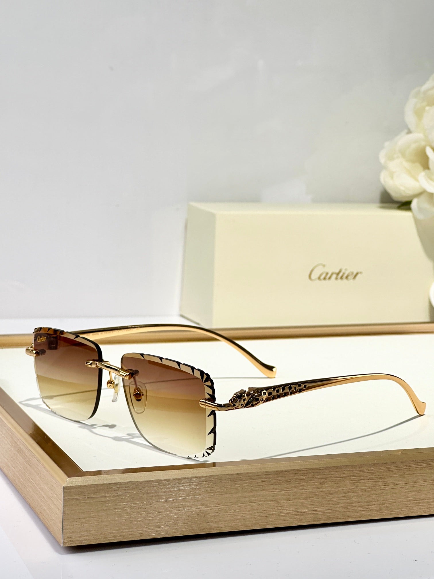 PANTHÈRE RIMLESS SQUARE FRAME SUNGLASSES 580908 IN METAL