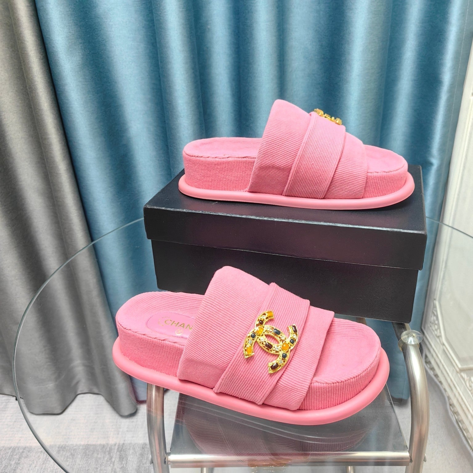 PLATFORM HEELS SANDALS IN LIGHT PINK WOOLEN FABRIC