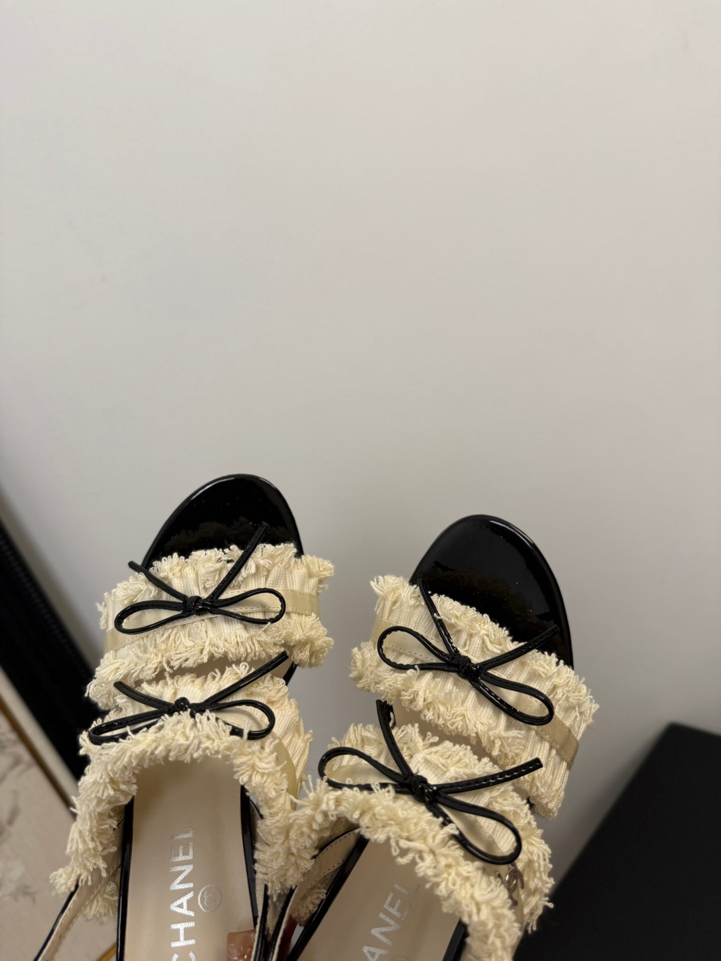 WHITE GROSGRAIN CANVAS BOW SLINGBACK SANDALS