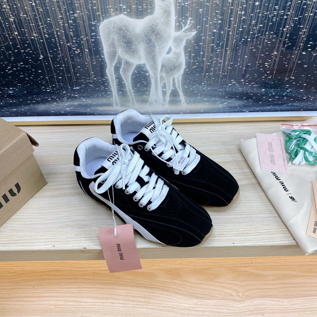 NB Black Sneakers Cowhide
