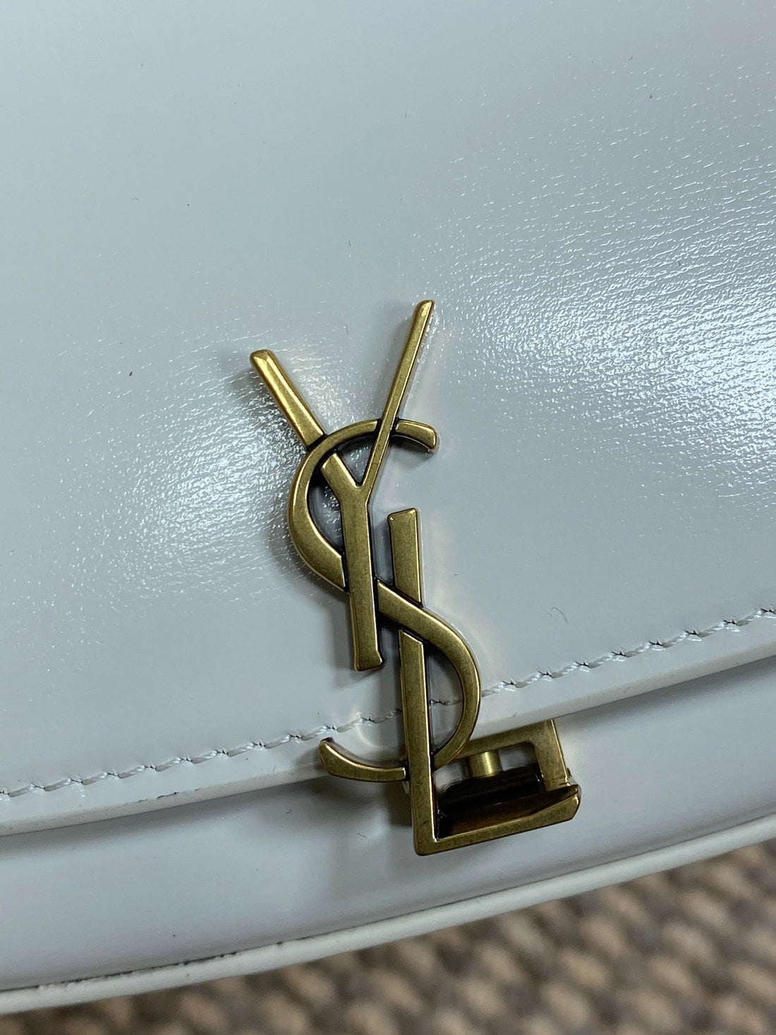 VOLTAIRE IN BOX SHOULDER BAG 21 IN WHITE CALFSKIN GOLD METALLIC