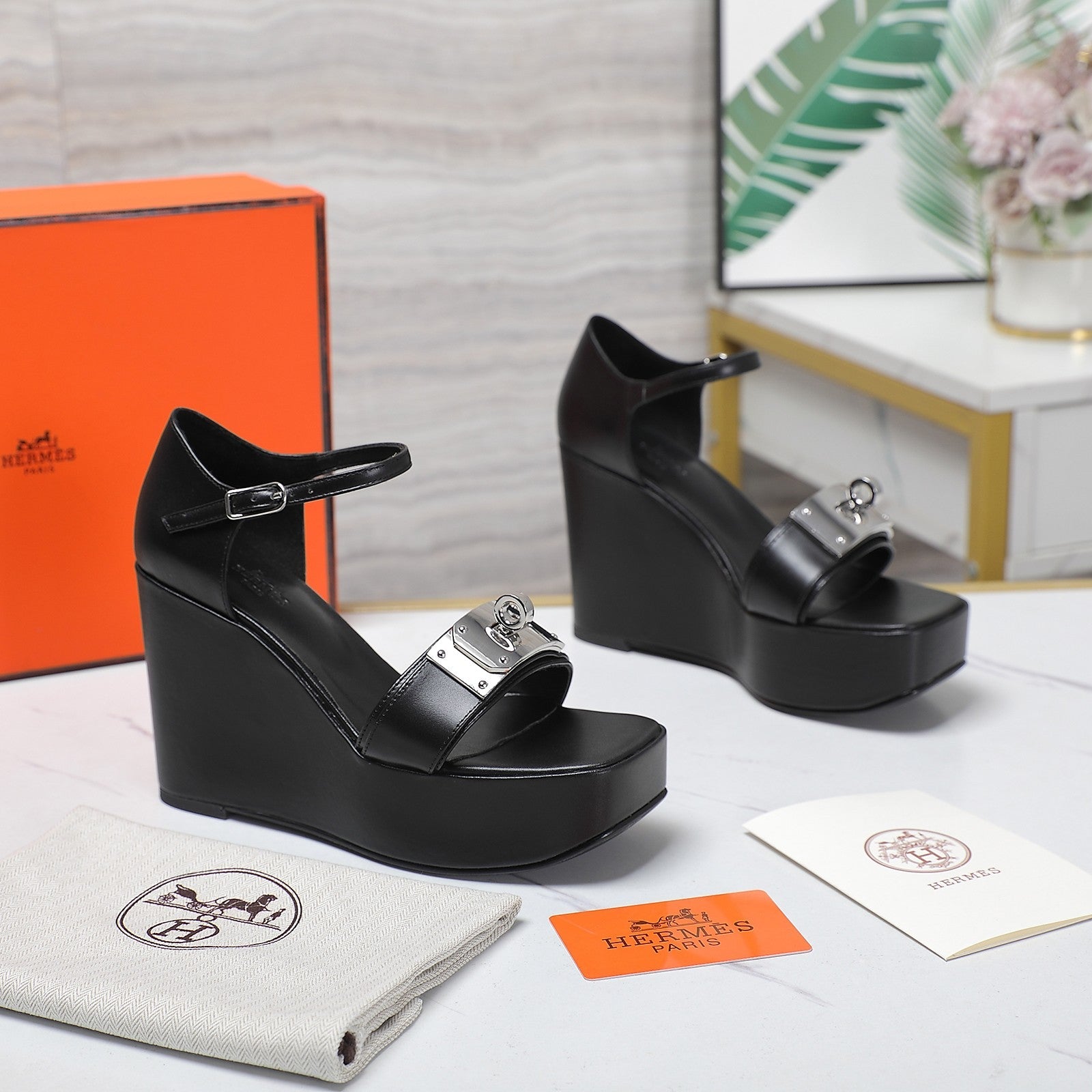 WEDGES SANDALS BLACK LAMBSKIN