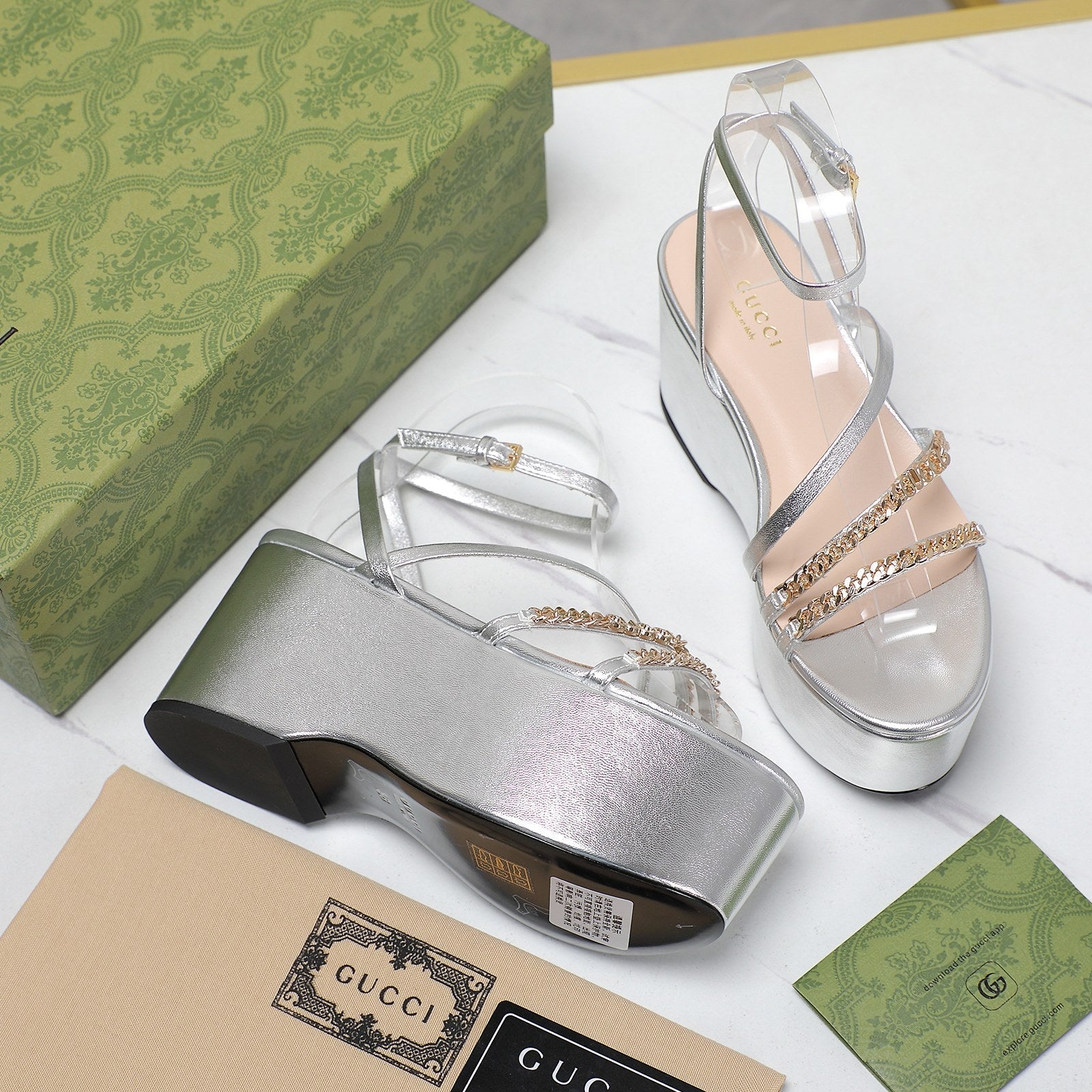 WEDGE PLATFORM IN SILVER SHEEPSKIN